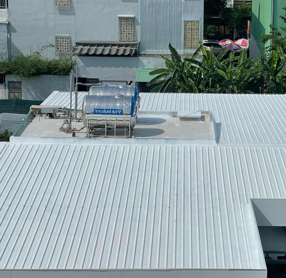 Thợ làm mái tôn tại Hóa An - Dĩ An