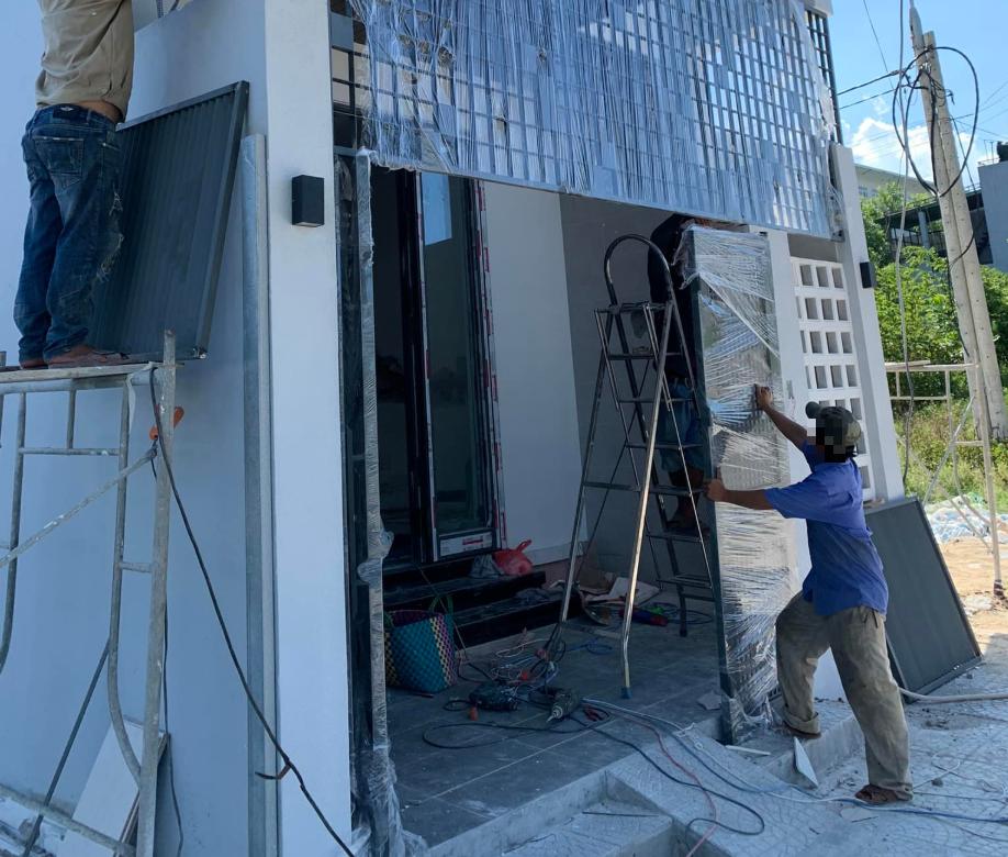 Thi công cửa sắt giá rẻ tại Quận 8