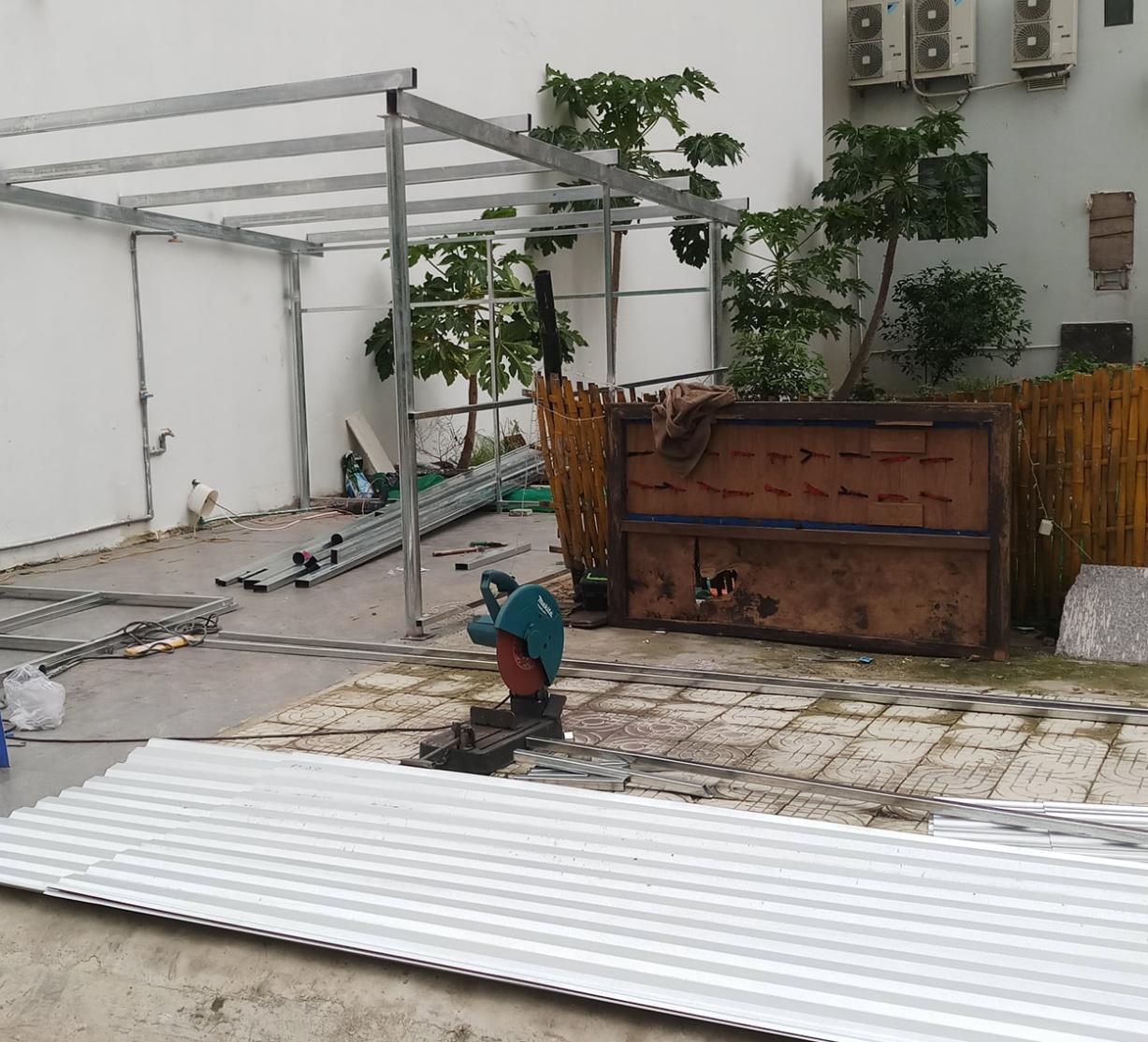 Thi công mái tôn trọn gói tại Bầu Bàng