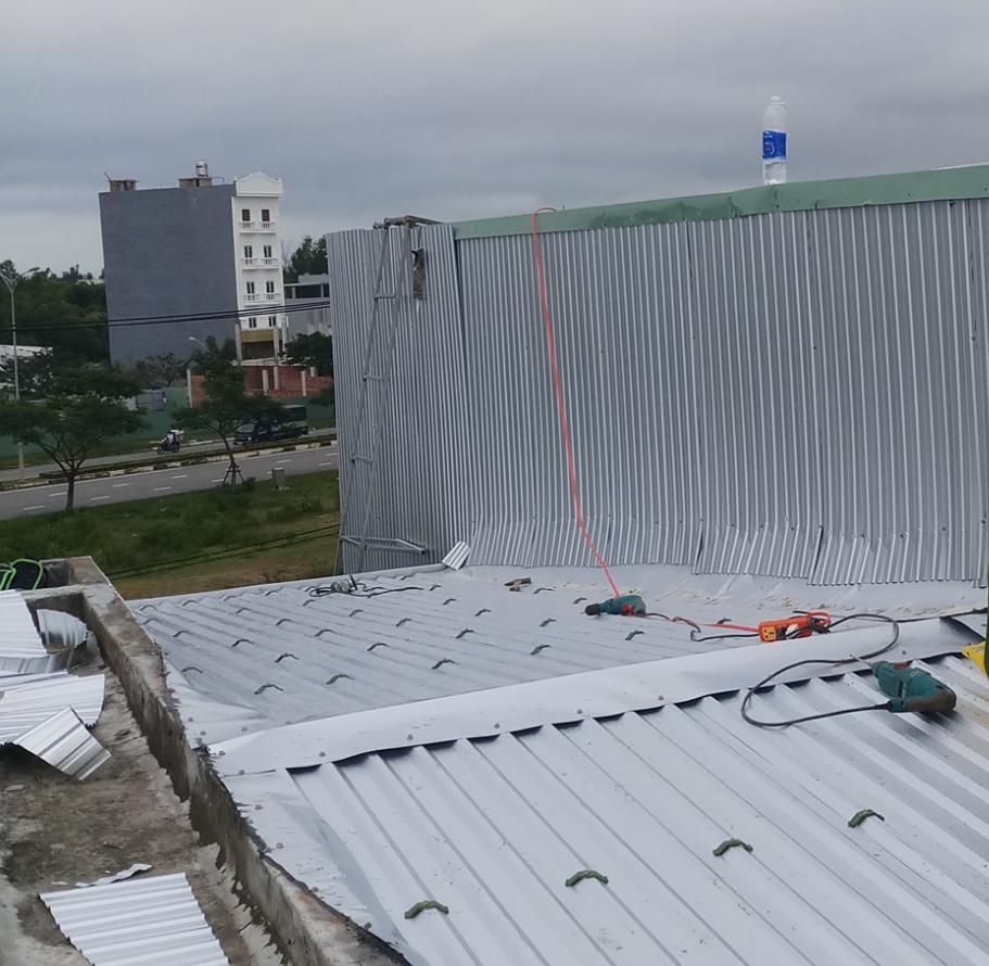 Thi công mái tôn trọn gói tại Phú Giáo