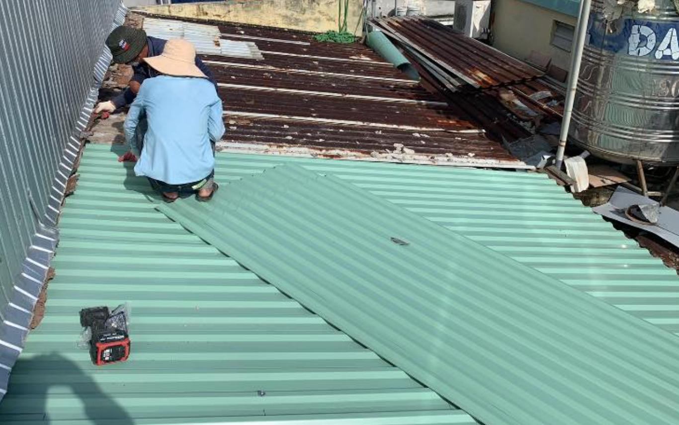 Thi công mái tôn trọn gói tại Thuận An