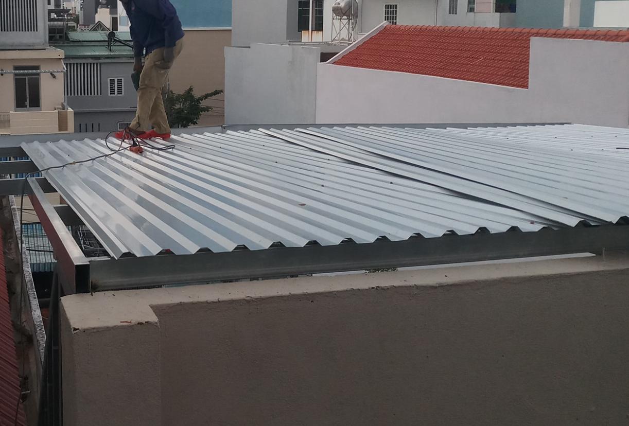Thi công mái tôn trọn gói tại Trảng Bom