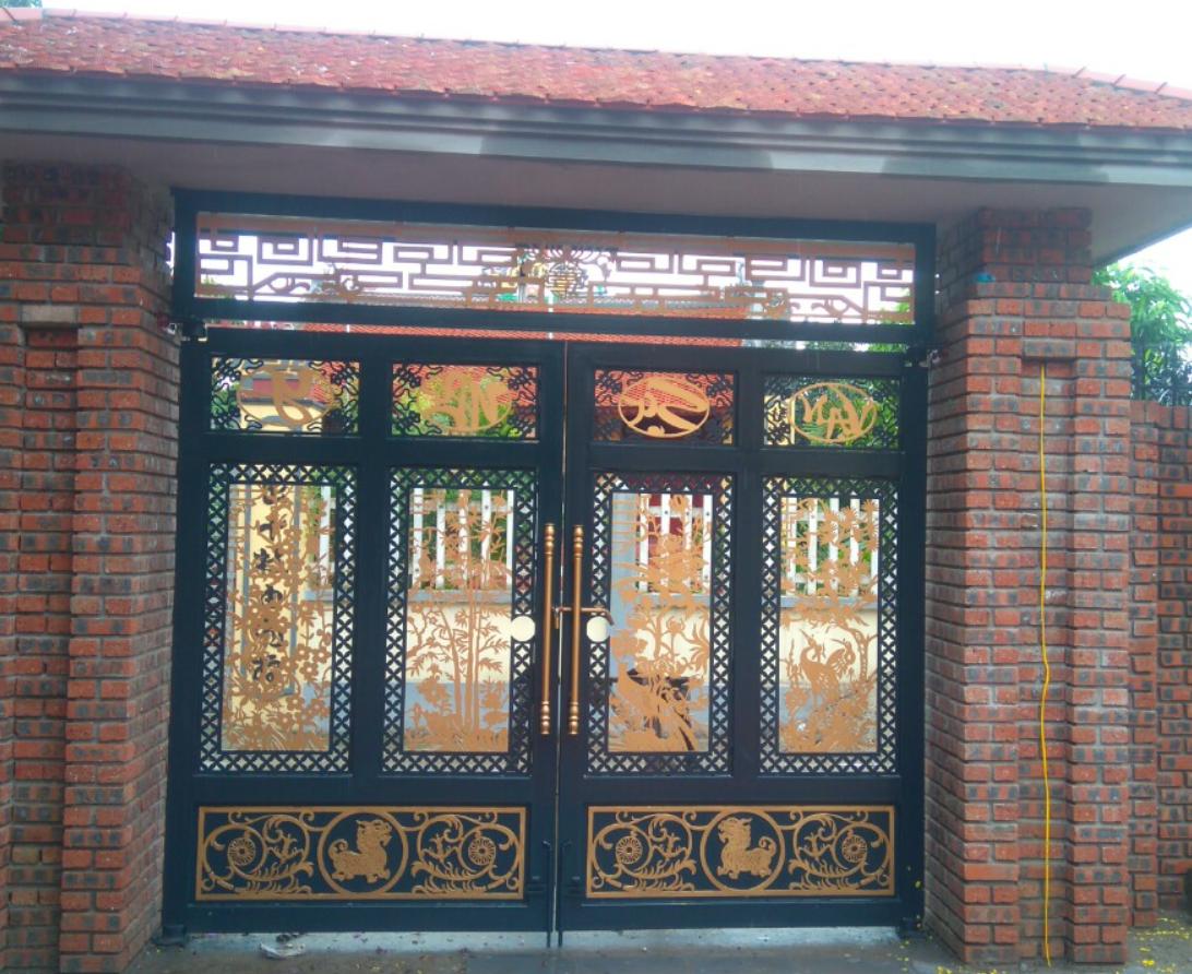 Đơn vị thi công cửa cổng đẹp tại Hóc môn