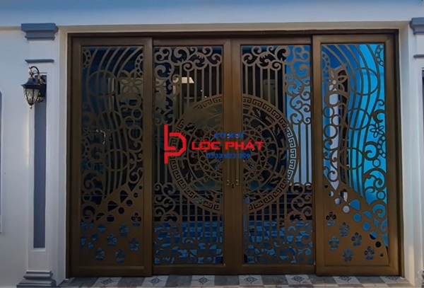 Báo giá làm cửa sắt trượt quay tại TP Hồ Chí Minh