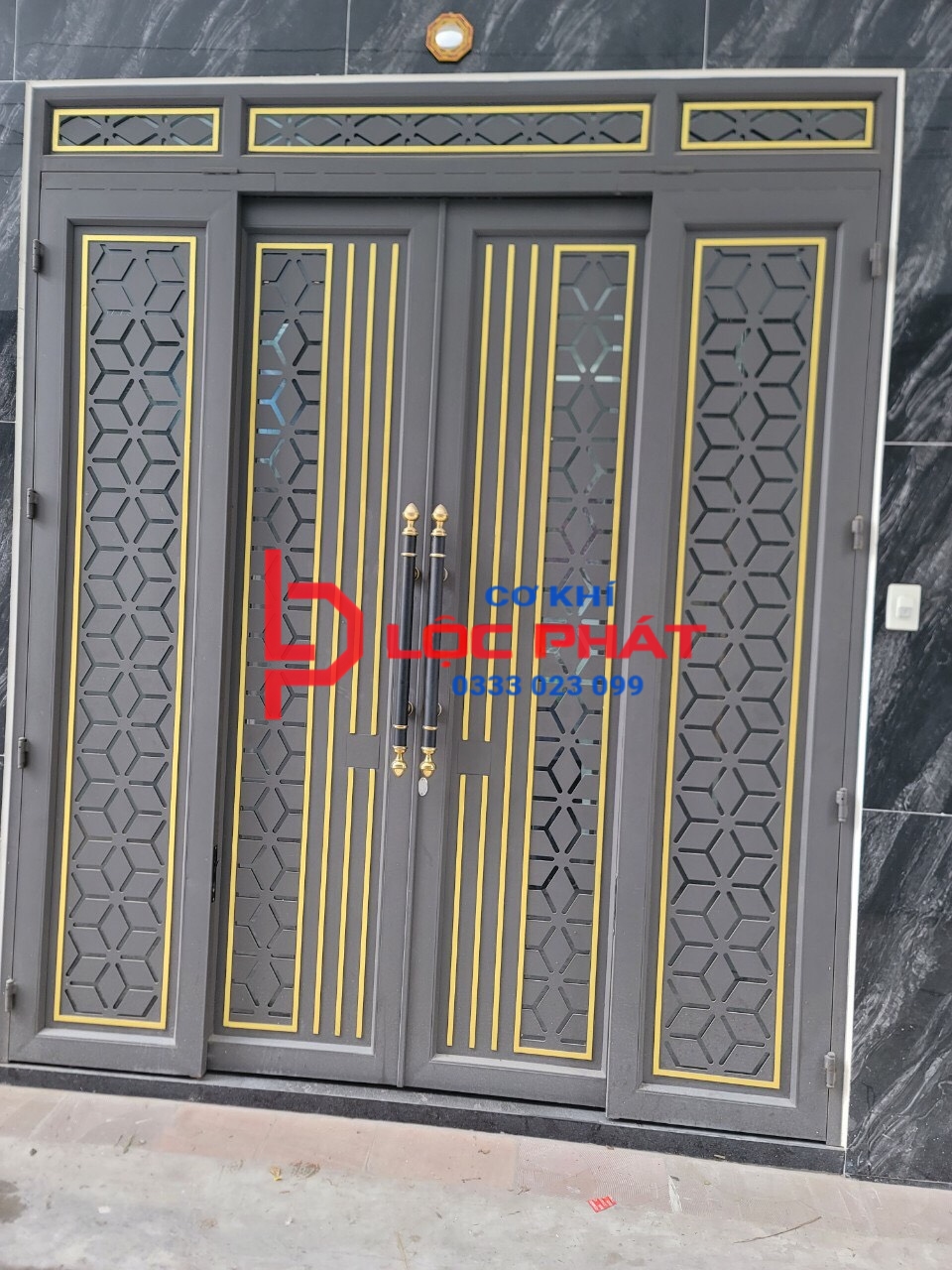 Dịch vụ làm cửa sắt trượt quay tại Quận Gò Vấp
