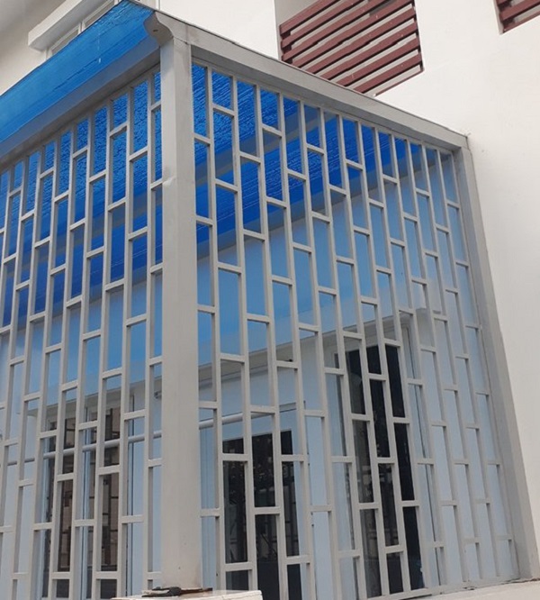 Báo giá thi công khung bảo vệ sân thượng tại Quận 9