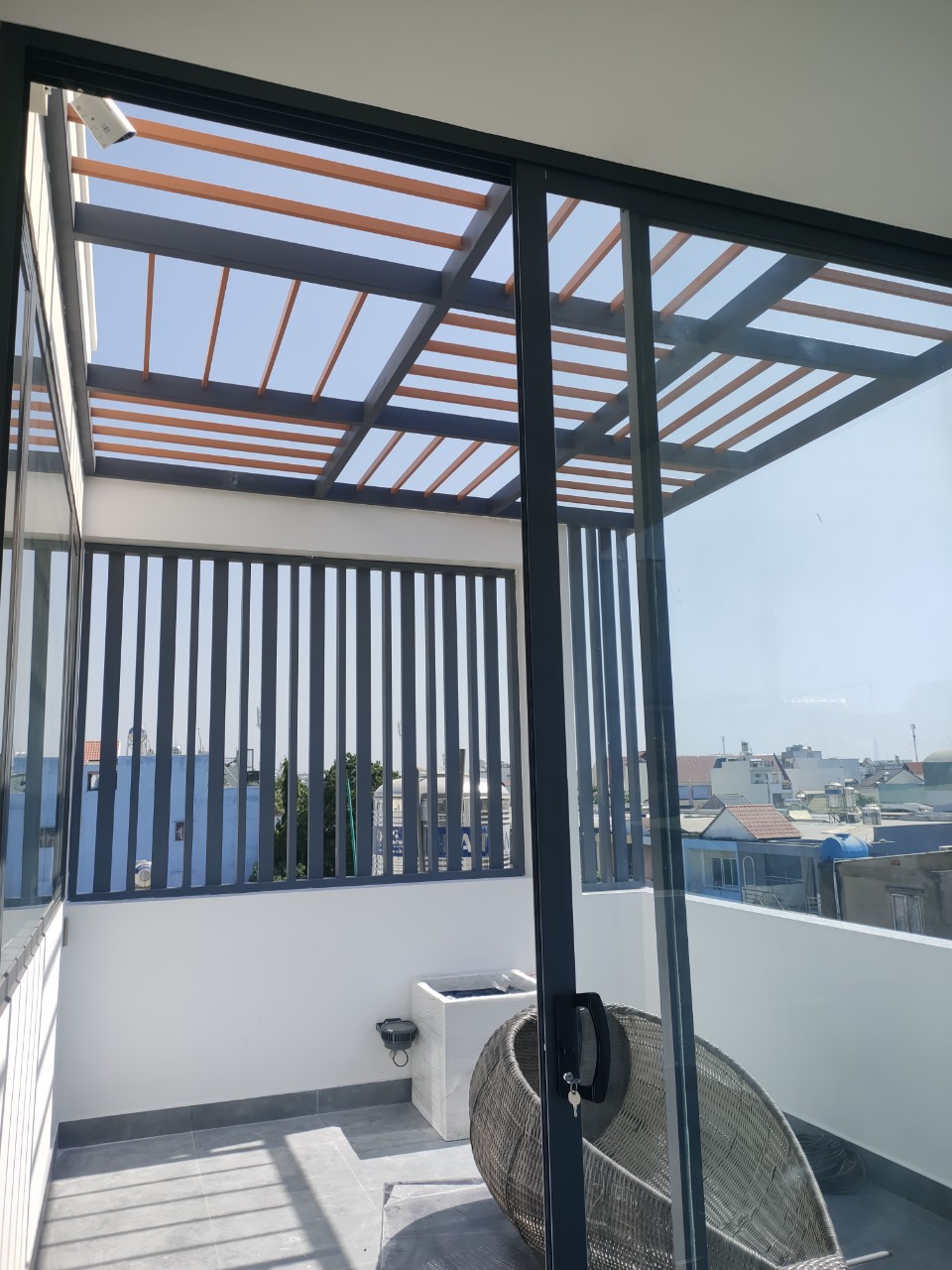 Báo giá thi công khung bảo vệ sân thượng tại Thủ Đức