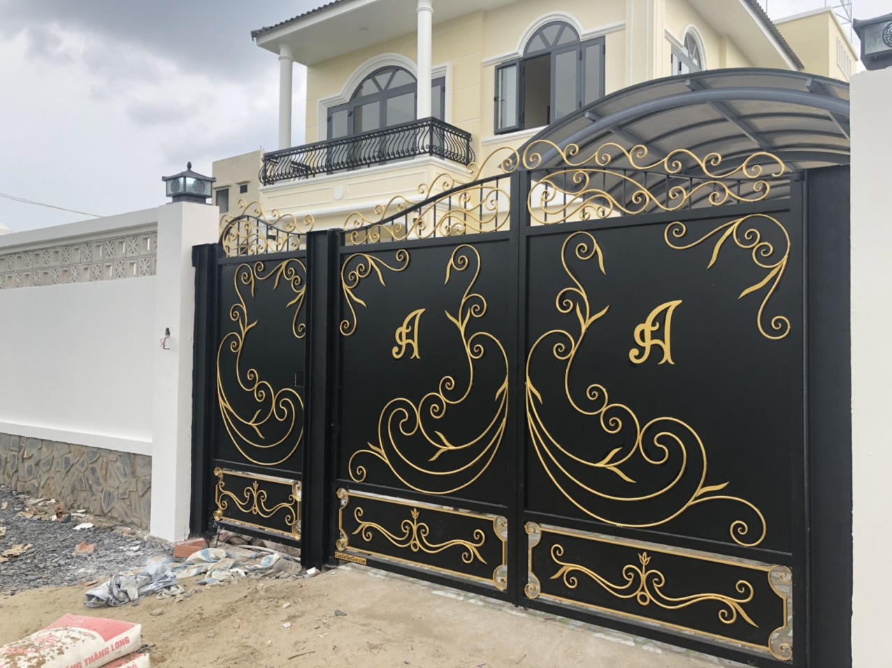 Làm cửa cổng CNC tại Phường Vinh Tân