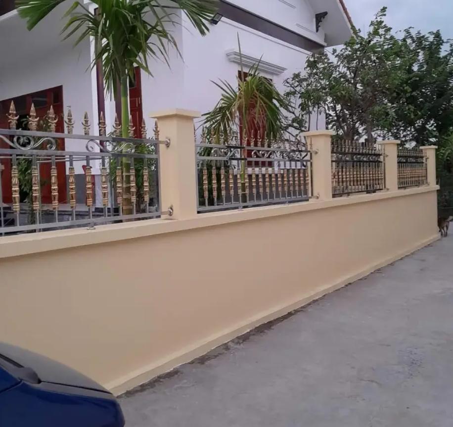Làm hàng rào sắt tại Phú Chánh