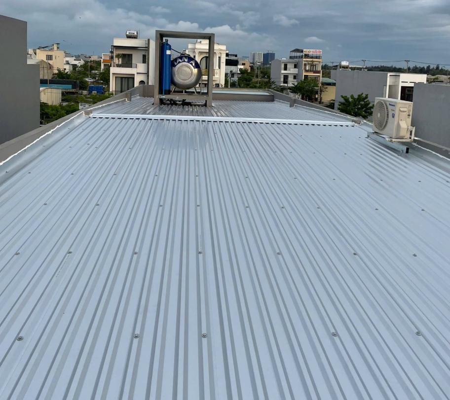 Thợ làm mái tôn giá rẻ uy tín tại Đồng Phú