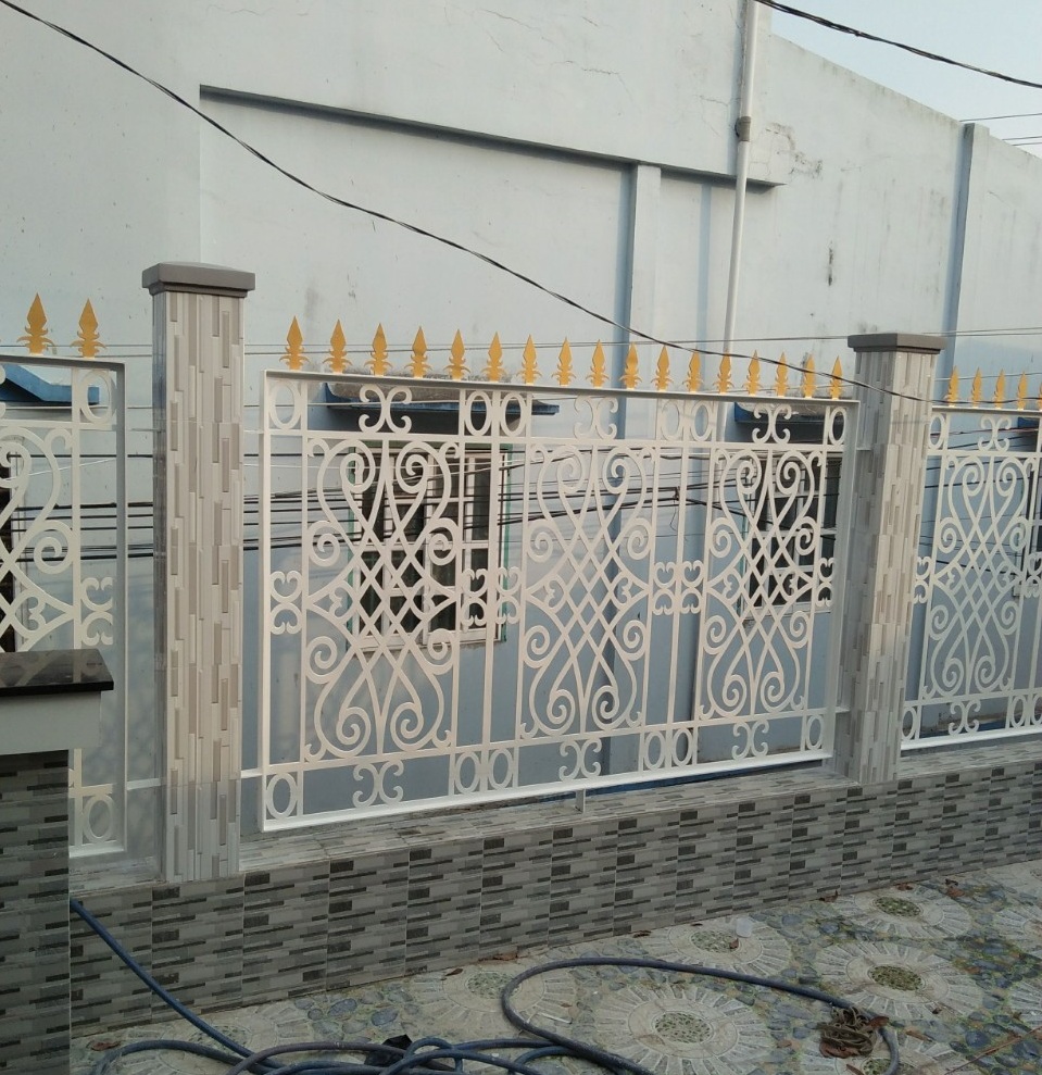 Thi công hàng rào sắt giá rẻ tại Phường Phước Long