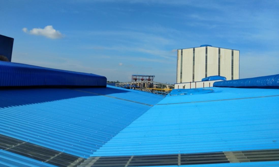 Thi công mái tôn nhà tiền chế tại Định Hòa