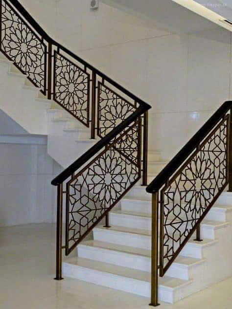 Đơn vị thi công lan can cầu thang tại Dĩ An