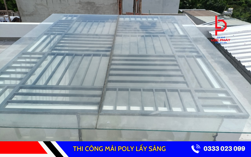 poly lấy sáng