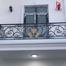 Làm lan can sắt giá rẻ tại Phường Thuận An