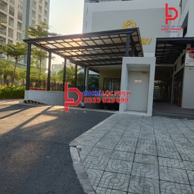 Làm mái poly tại Quận 7