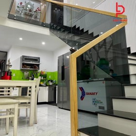 Đơn vị thi công lan can cầu thang tại Uyên Hưng