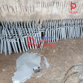 Thi công hàng rào chông sắt tại Thủ Dầu Một - Bình Dương