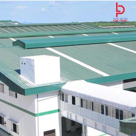 Thi công mái tôn chống nóng tại Bến Cát