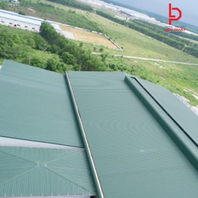 Thi công mái tôn nhà tiền chế tại Định Hòa