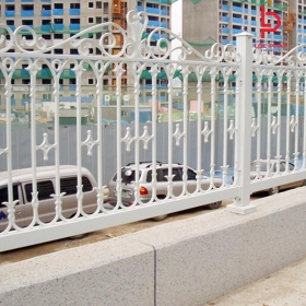 Thợ làm hàng rào sắt giá rẻ tại Xã Bình Mỹ