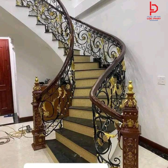 Cầu thang sắt mỹ thuật