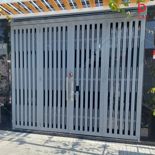 Cửa cổng Sắt thi công theo yêu cầu