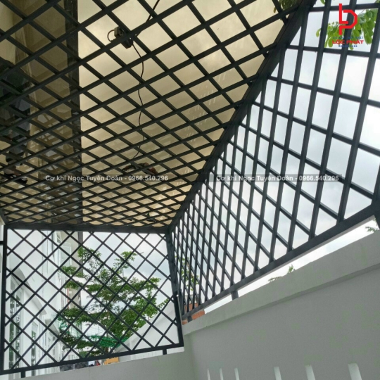 THI CÔNG KHUNG BẢO VỆ, CHUỒNG CỌP