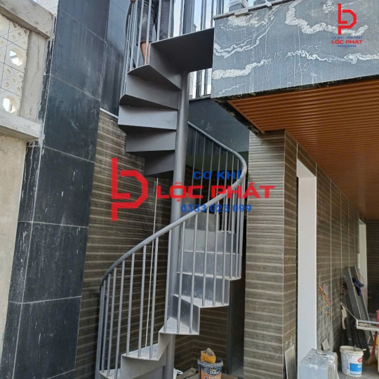 Địa chỉ lắp đặt cầu thang xoắn ốc tại Quận Bình Thạnh