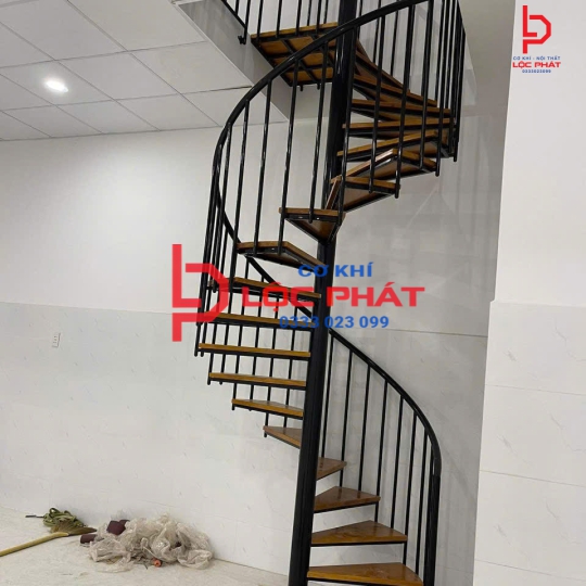 Cung cấp và thi công cầu thang xoắn ốc tại Thủ Đức