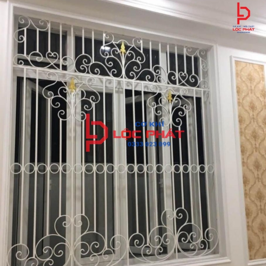 Báo giá làm bông bảo vệ cửa sổ tại Thuận An