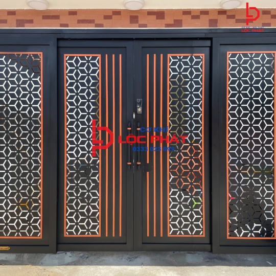 Cung cấp và thi công cửa sắt trượt quay tại Tân Bình