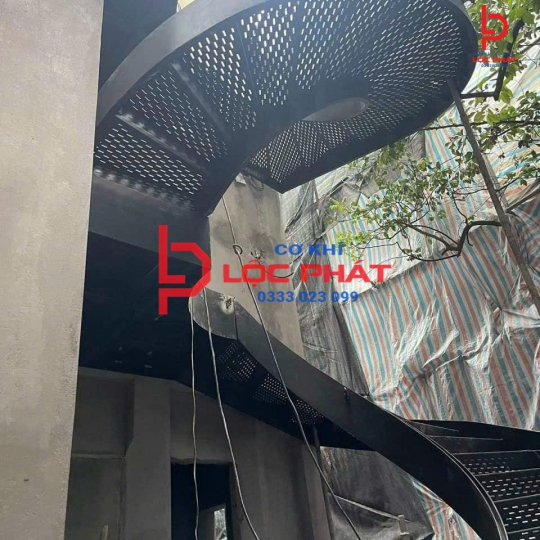 Dịch vụ làm cầu thang xoắn ốc tại Quận Bình Tân