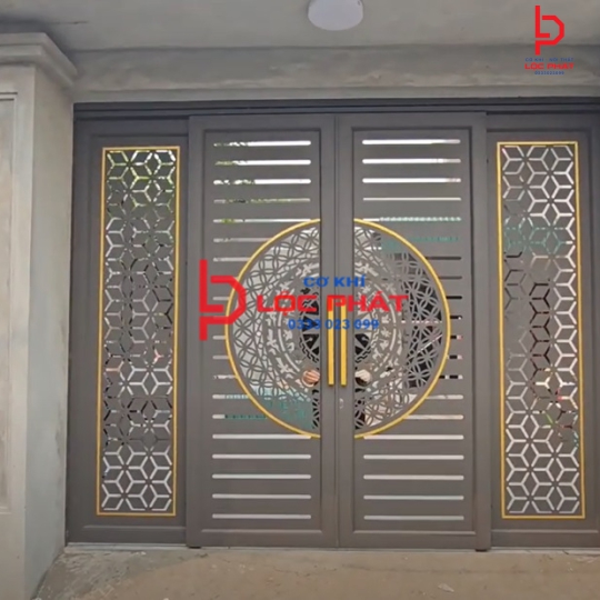Thợ làm cửa sắt trượt quay tại Dĩ An