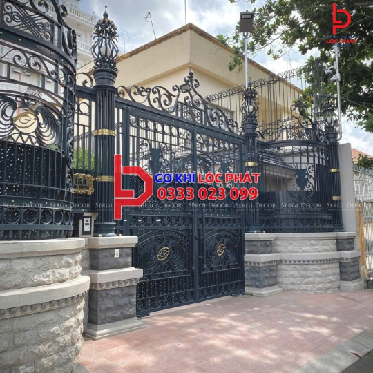 Làm cửa sắt tại Bình Dương