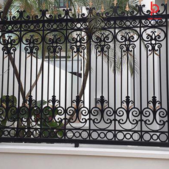 Làm hàng rào sắt đẹp tại Phường Chánh Hiệp