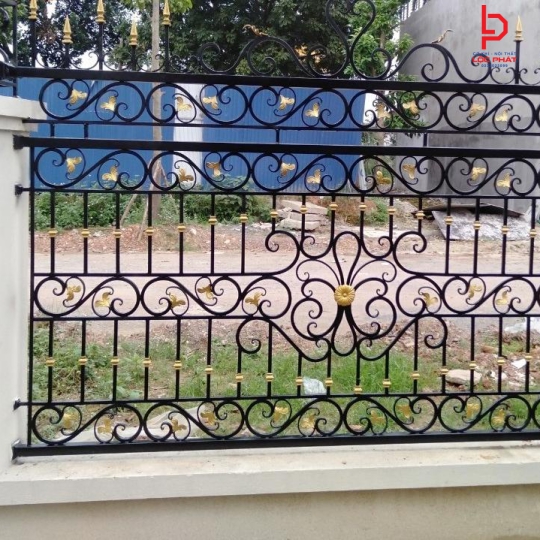 Làm hàng rào sắt giá rẻ tại Xã Phước Thành