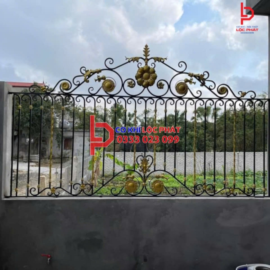 Làm hàng rào sắt tại Quận 2