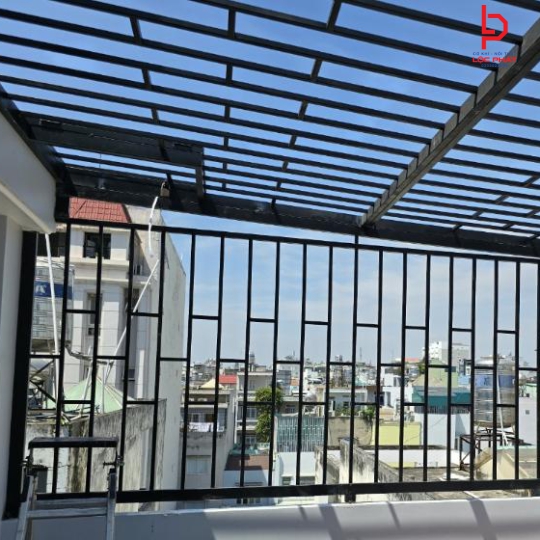 Làm khung bảo vệ sân thượng tại Phường Tân Thới Hiệp