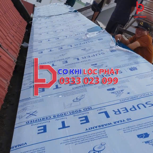 Làm mái poly tại Nhơn Trạch