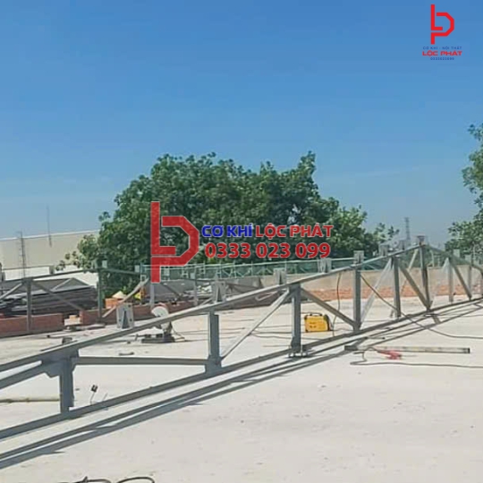 Làm mái tôn tại Quận 9