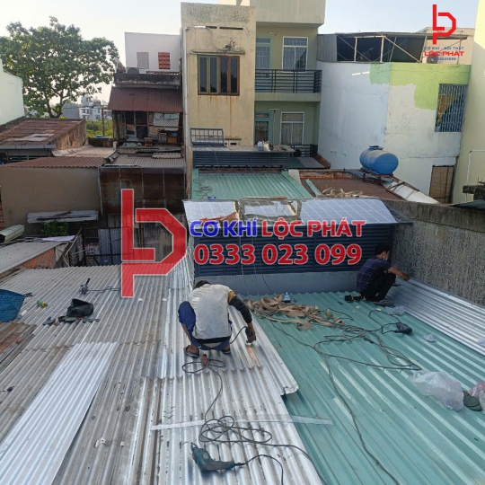 Làm mái tôn tại Quận 9