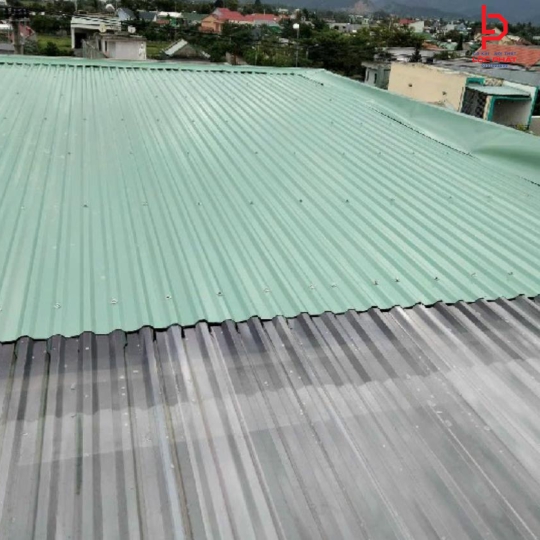 Đơn vị thi công mái tôn chống dột tại Thủ Dầu Một