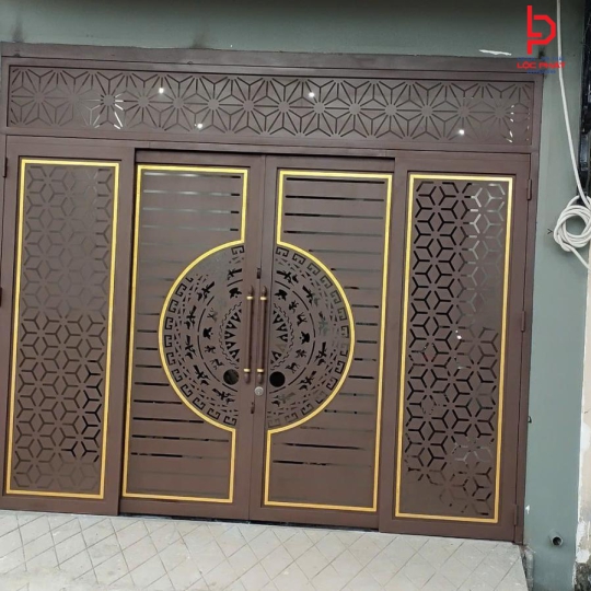Thi công của cổng CNC tại Phường Bình Hòa