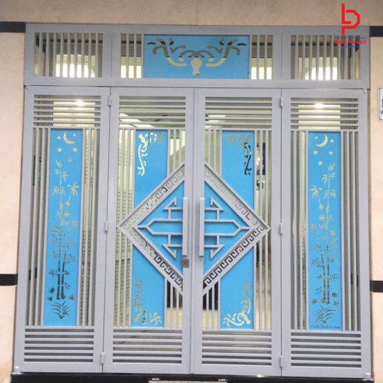 Thi công của cổng sắt CNC đẹp lại Trữ Văn Thố