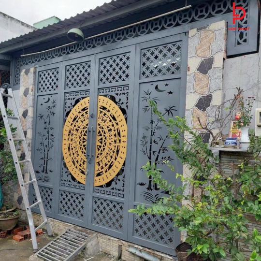 Thi công cửa cổng sắt CNC tại Phường Tam Hiệp