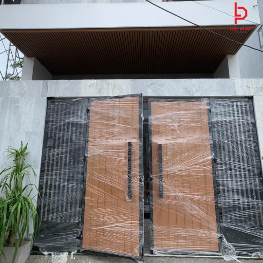 Thi công cửa sắt giá rẻ tại Quận 8