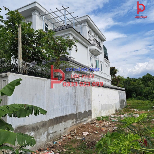 Thi công hàng rào chông sắt tại Dầu Tiếng - Bình Dương