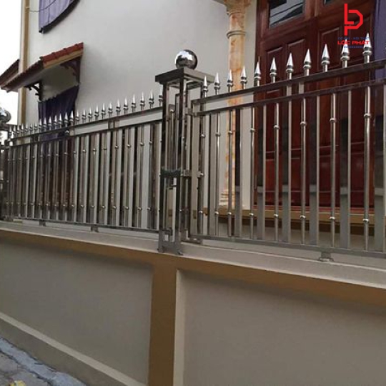 Thi công hàng rào chông sắt tại Phường Thủ Dầu Một TP HCM
