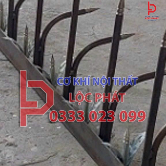Thi công hàng rào chông sắt tại Thủ Dầu Một - Bình Dương